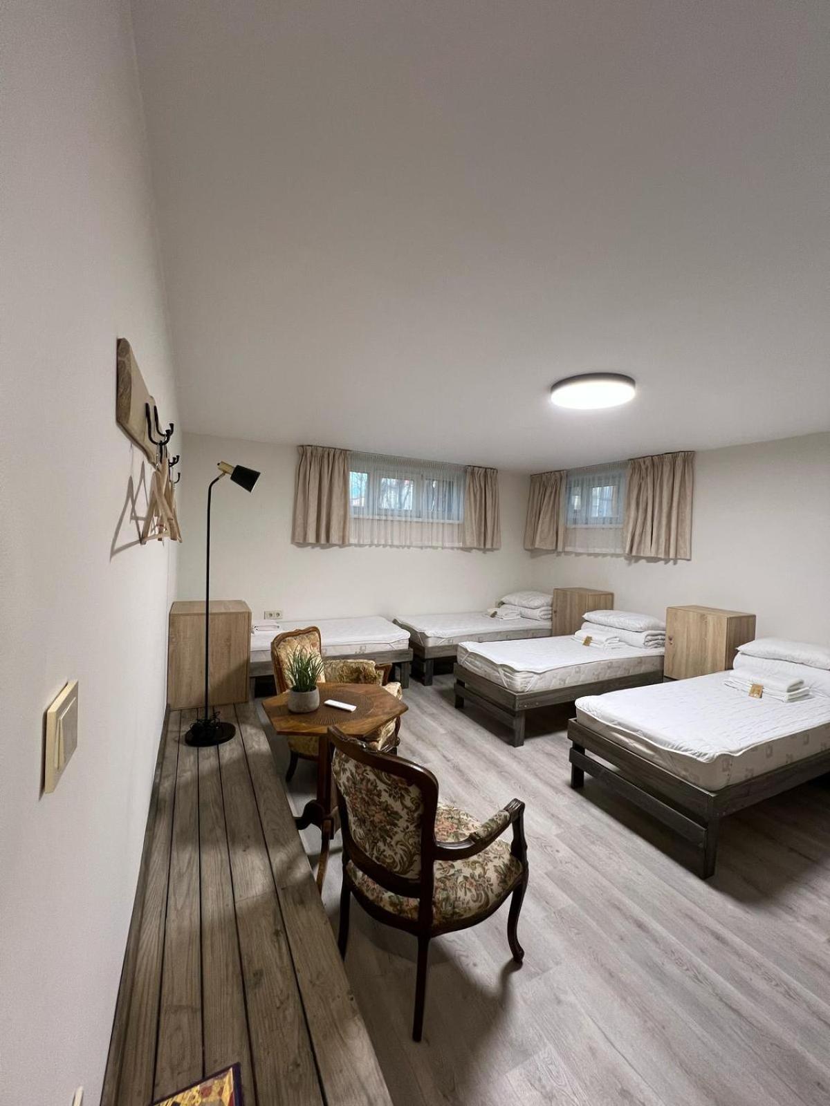 Kubu Ground Floor Rooms 克莱佩达 外观 照片