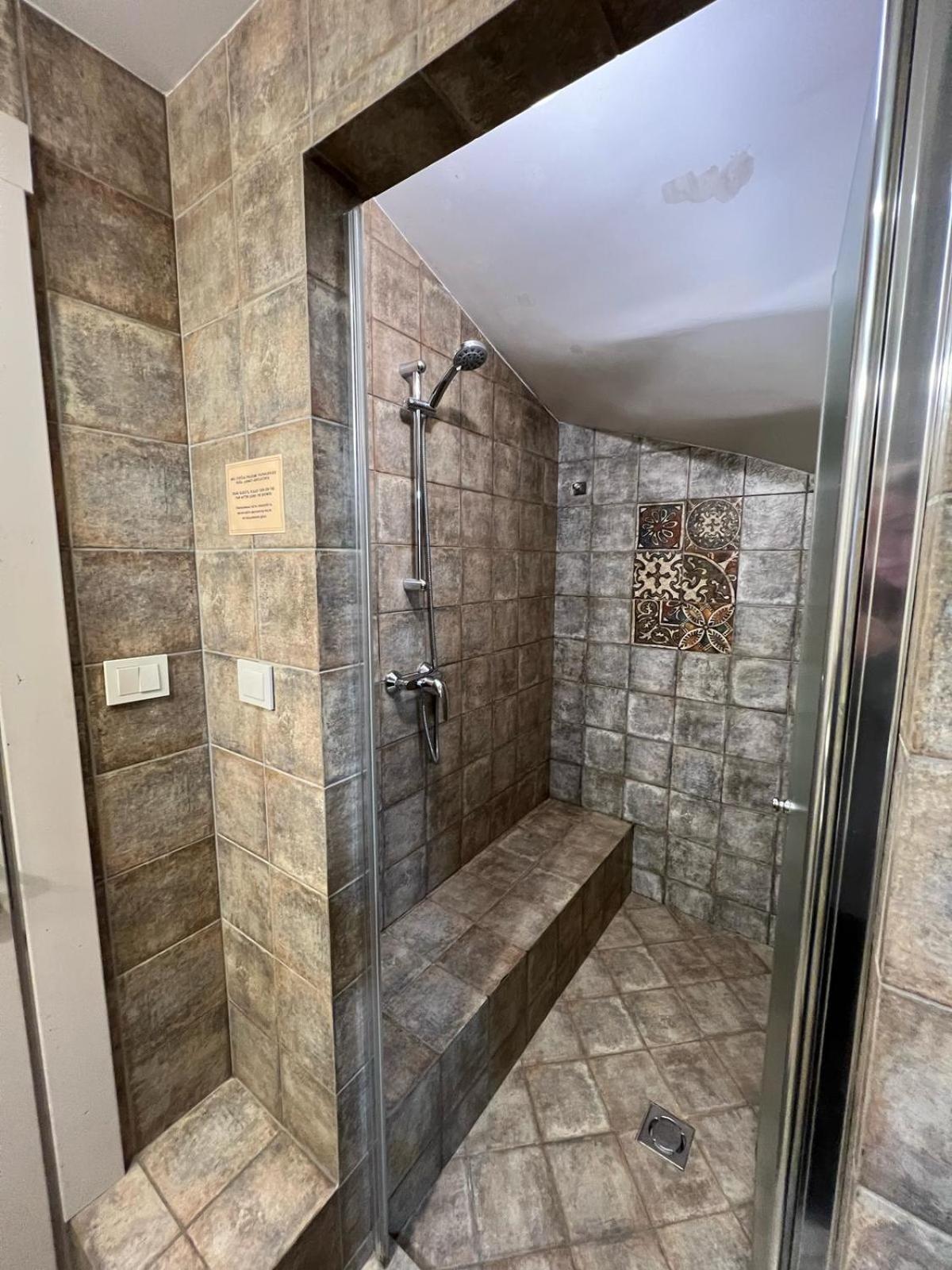 Kubu Ground Floor Rooms 克莱佩达 外观 照片
